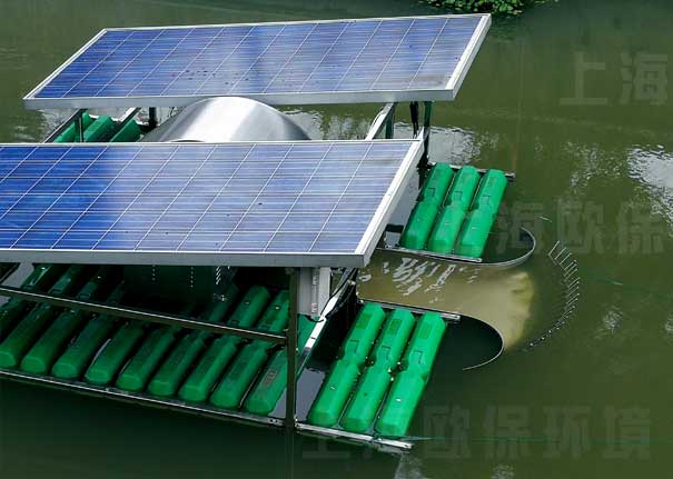 SOLARPL推流式太阳能曝气机在曝气循环同时具有清理水体表面杂物的功能